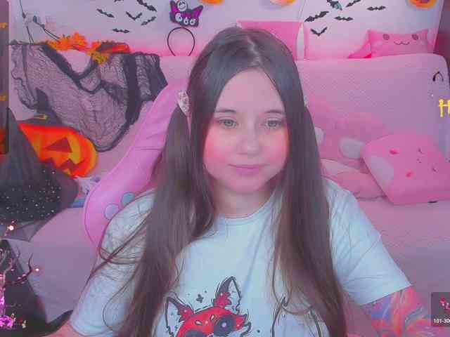 LoliSuccub webcam