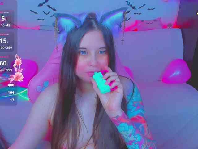 LoliSuccub webcam