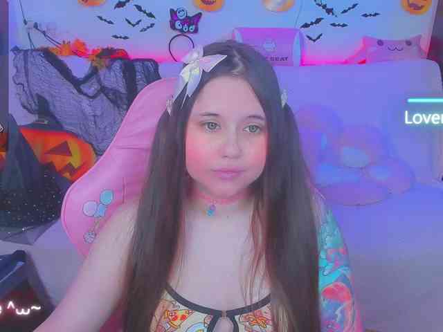 LoliSuccub webcam