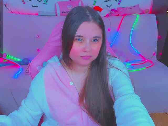 LoliSuccub webcam