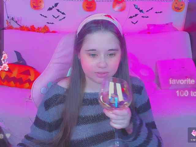 LoliSuccub webcam