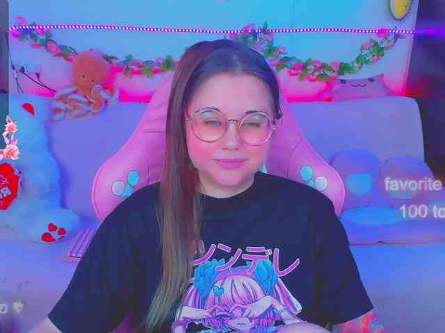 LoliSuccub webcam
