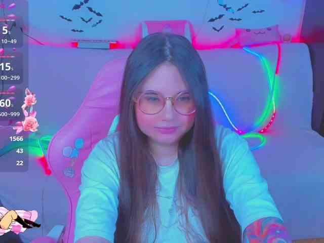 LoliSuccub webcam
