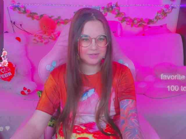 LoliSuccub webcam