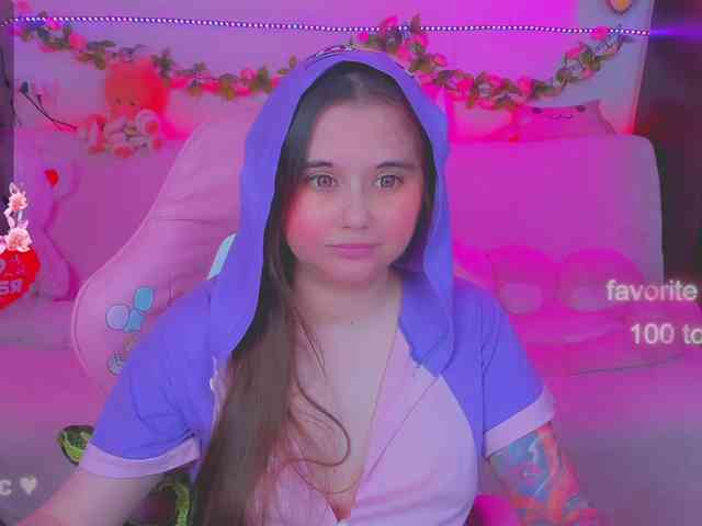 LoliSuccub webcam