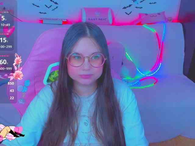 LoliSuccub webcam