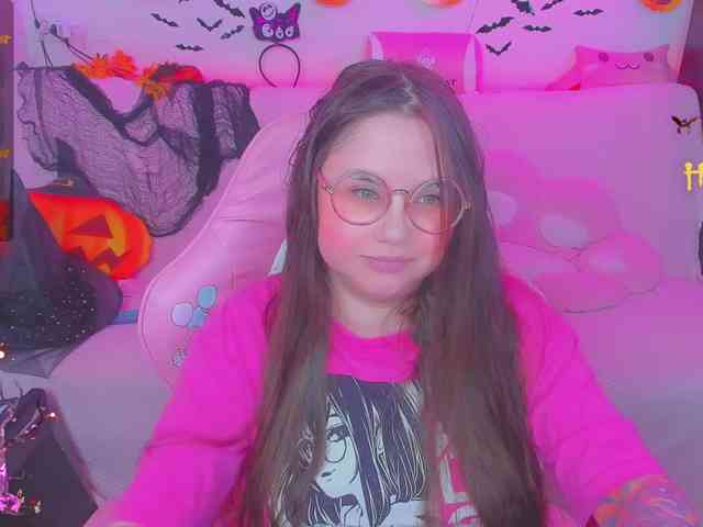 LoliSuccub webcam