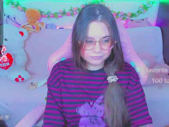 LoliSuccub webcam