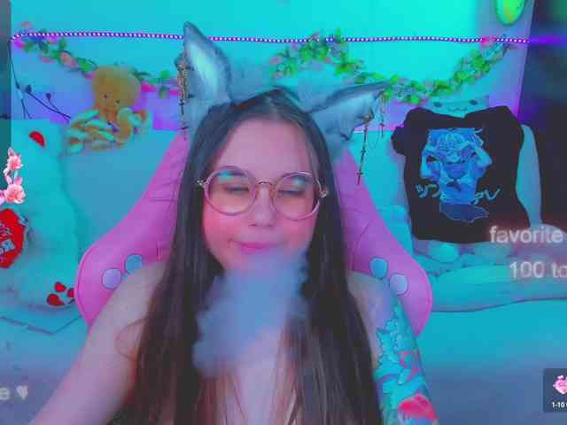 LoliSuccub webcam