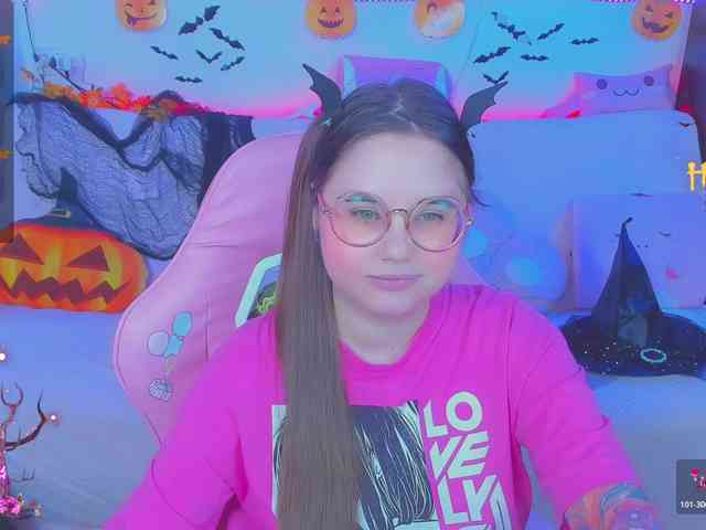 LoliSuccub webcam