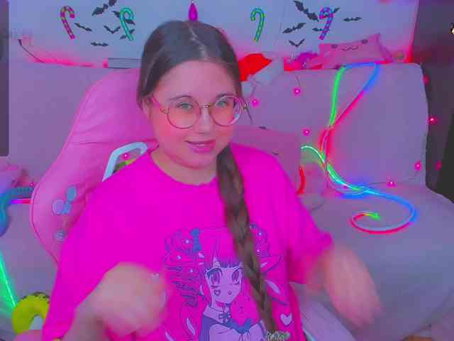 LoliSuccub webcam