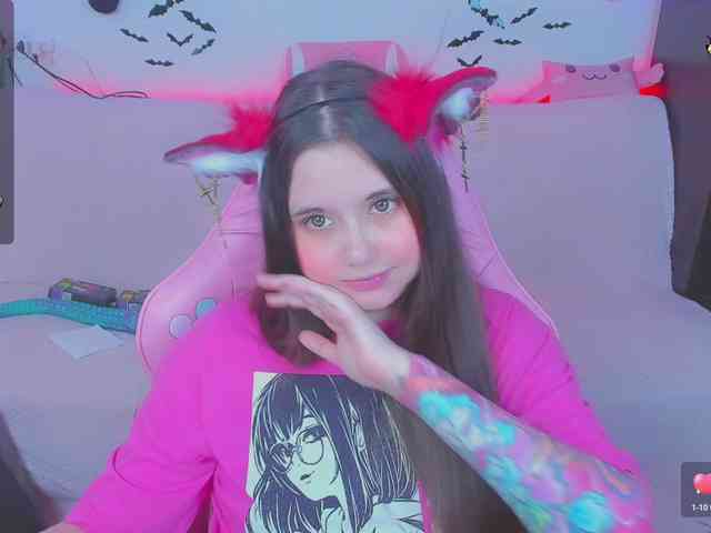LoliSuccub webcam