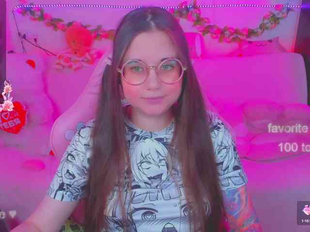 LoliSuccub webcam