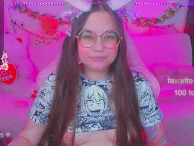 LoliSuccub webcam