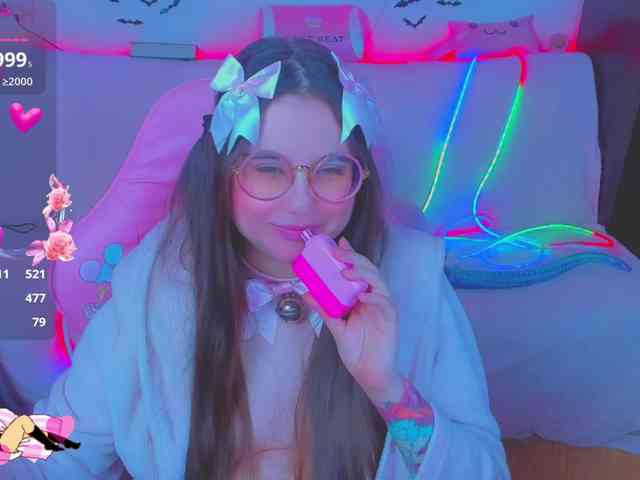LoliSuccub webcam