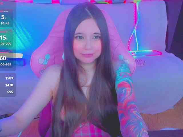 LoliSuccub webcam