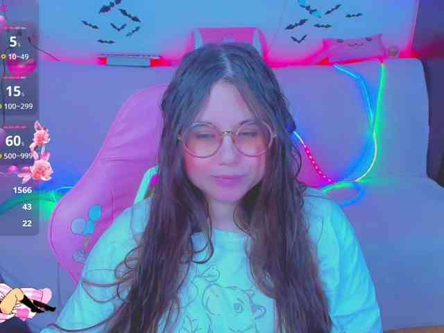LoliSuccub webcam