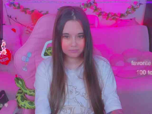 LoliSuccub webcam