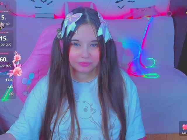 LoliSuccub webcam