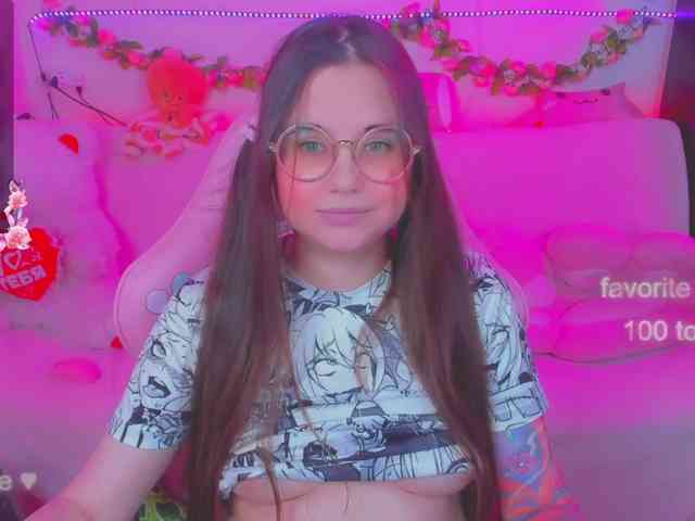 LoliSuccub webcam