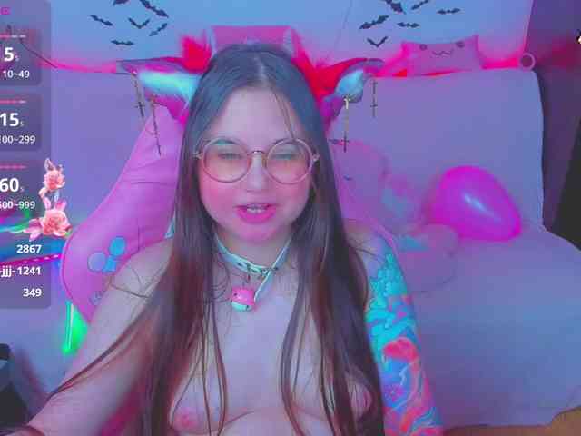 LoliSuccub webcam