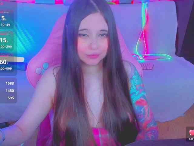 LoliSuccub webcam