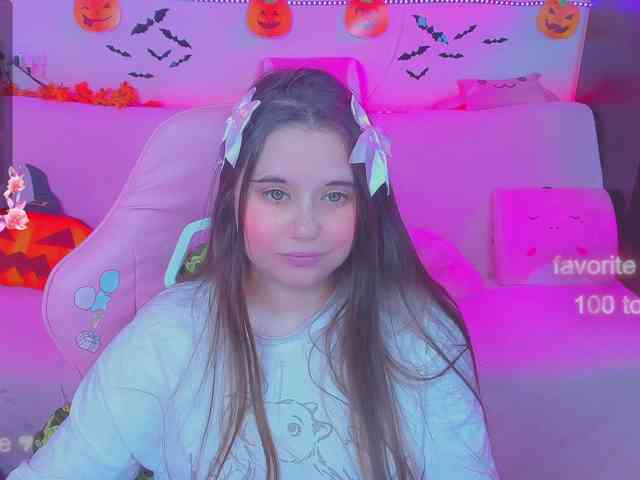 LoliSuccub webcam