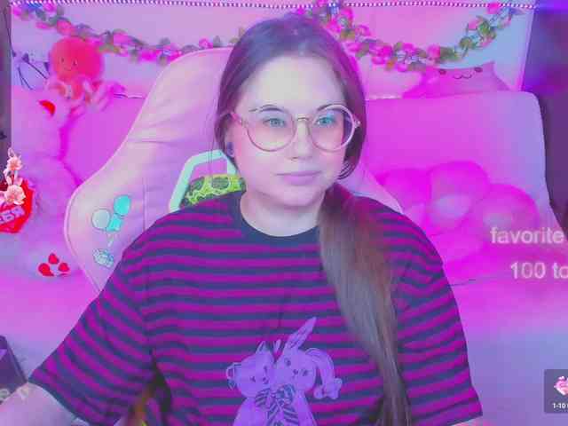 LoliSuccub webcam
