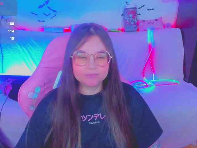 LoliSuccub webcam