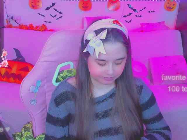 LoliSuccub webcam