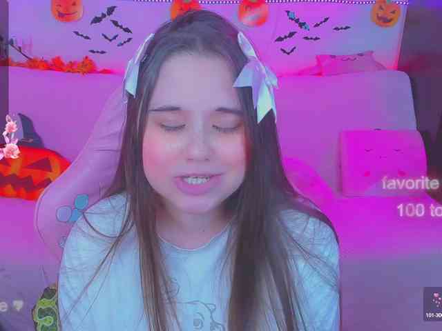 LoliSuccub webcam
