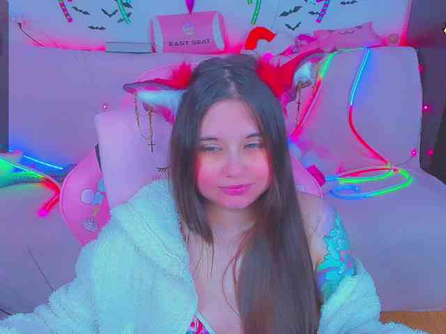 LoliSuccub webcam