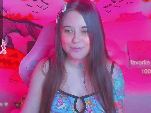LoliSuccub webcam