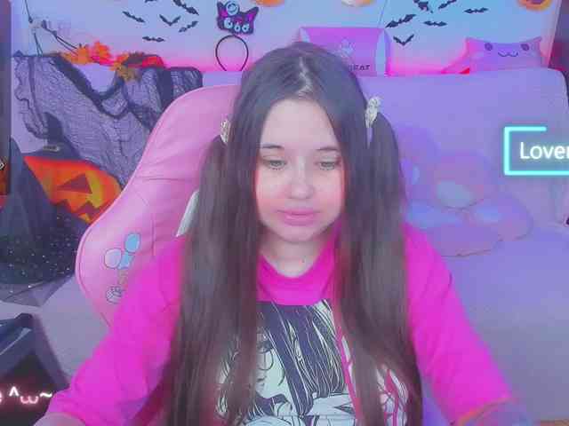 LoliSuccub webcam