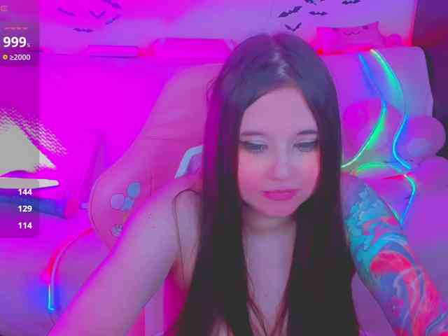 LoliSuccub webcam