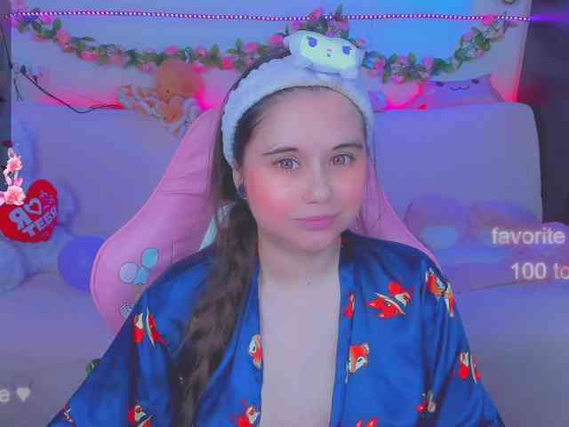 LoliSuccub webcam