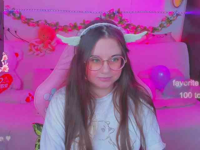 LoliSuccub webcam