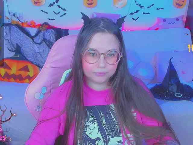 LoliSuccub webcam