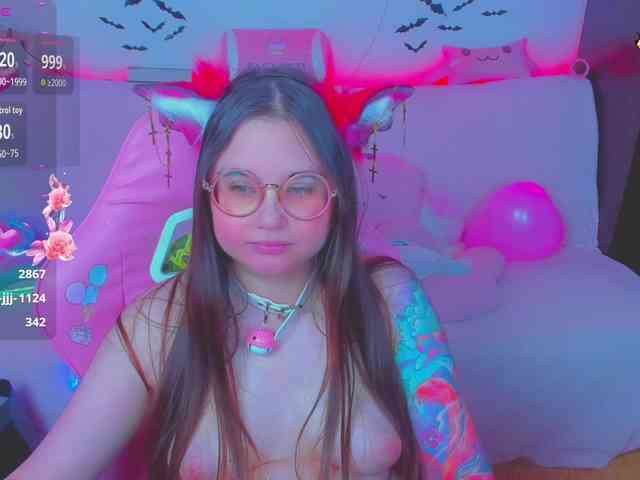 LoliSuccub webcam