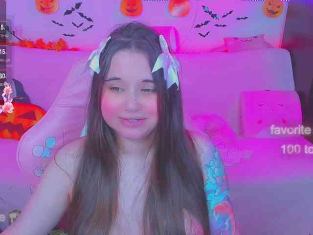 LoliSuccub webcam
