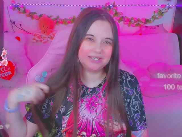 LoliSuccub webcam
