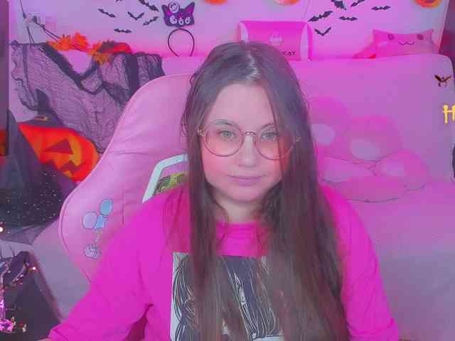 LoliSuccub webcam