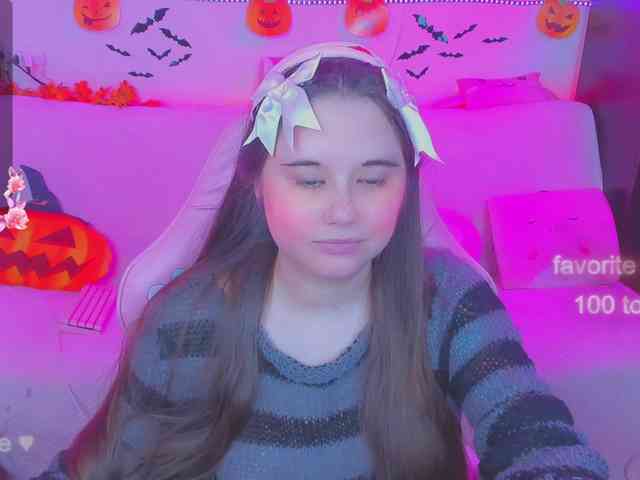 LoliSuccub webcam