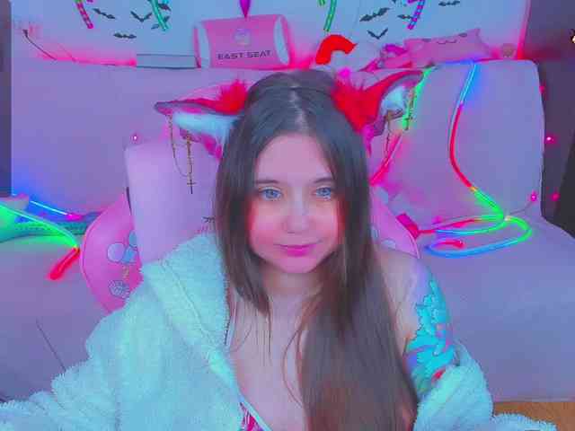 LoliSuccub webcam