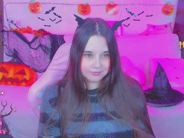 LoliSuccub webcam