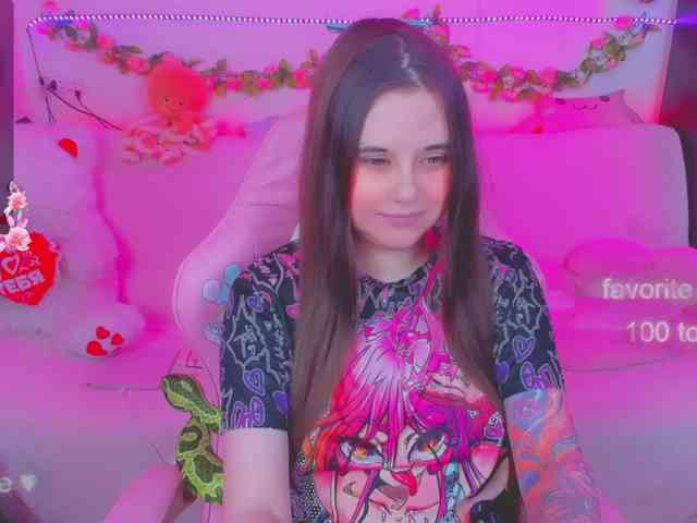 LoliSuccub webcam