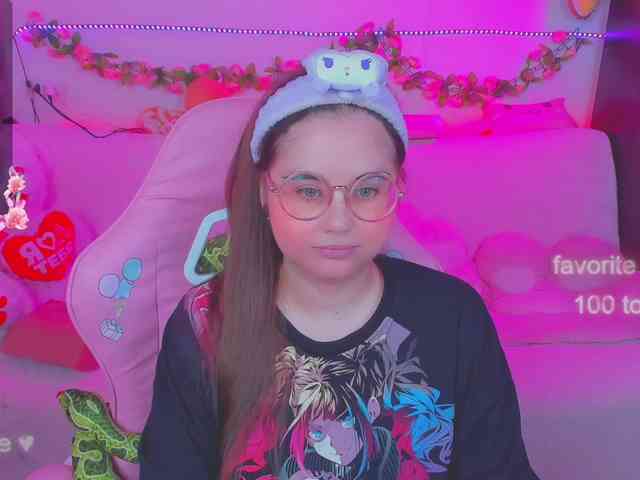 LoliSuccub webcam
