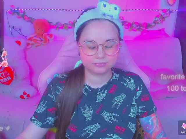 LoliSuccub webcam