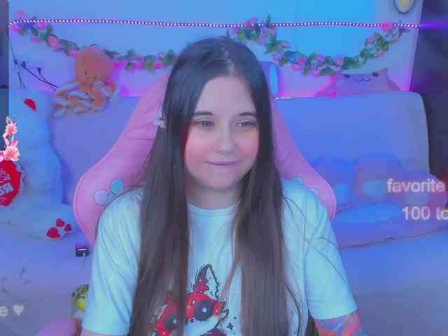 LoliSuccub webcam