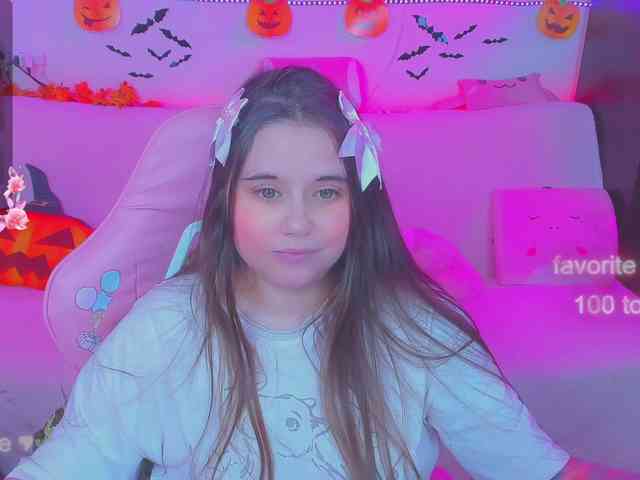 LoliSuccub webcam